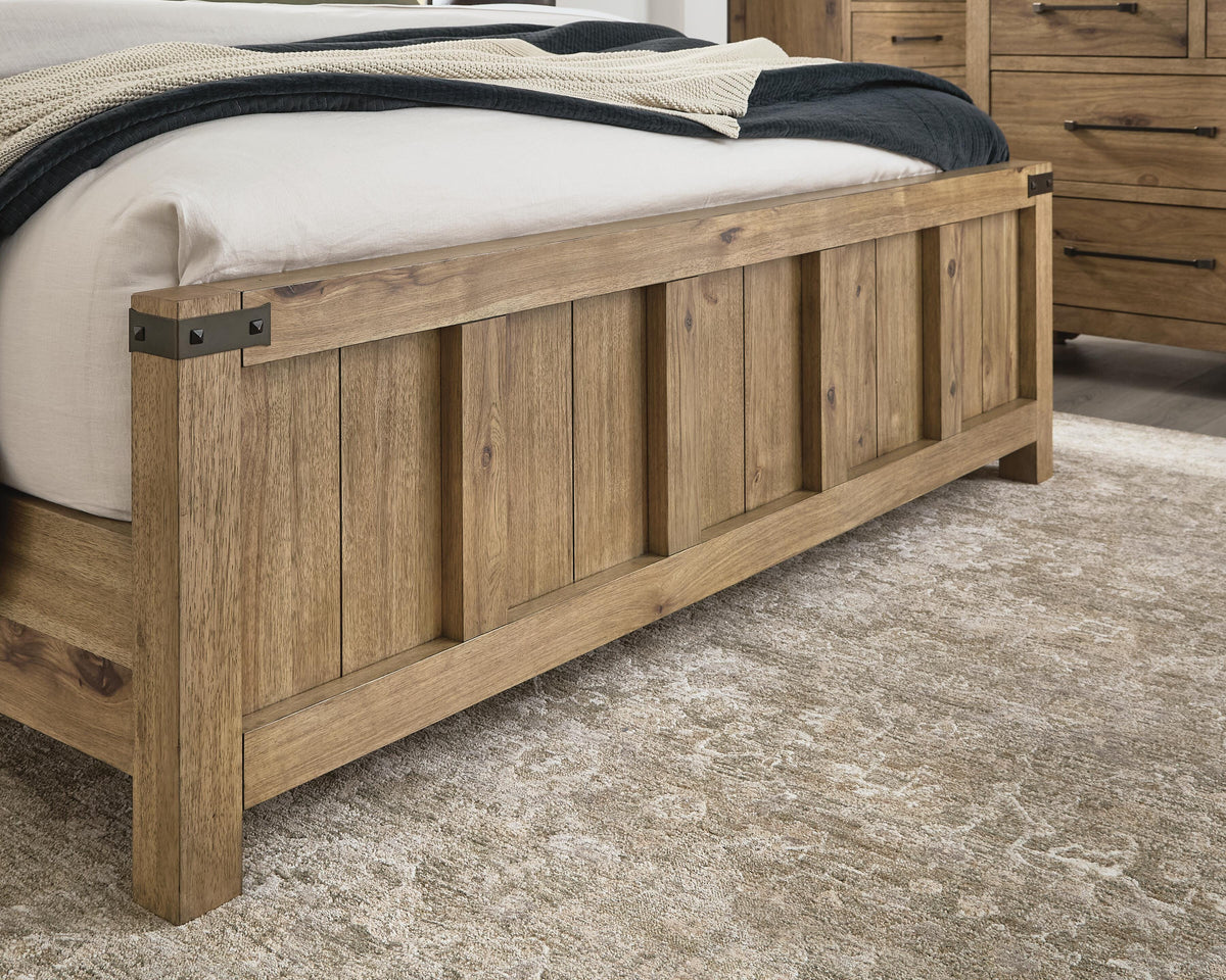 Ridgester Queen Panel Bed