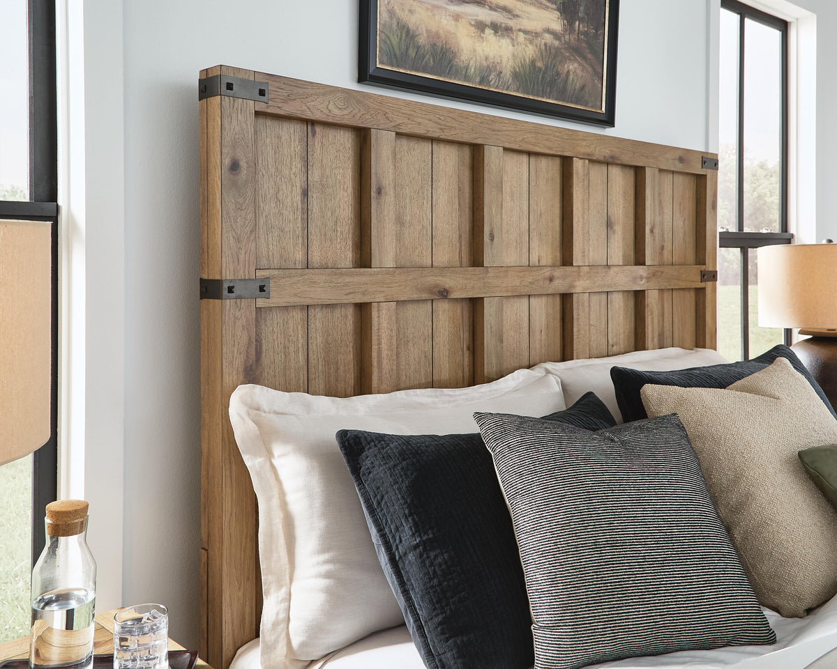 Ridgester Queen Panel Bed