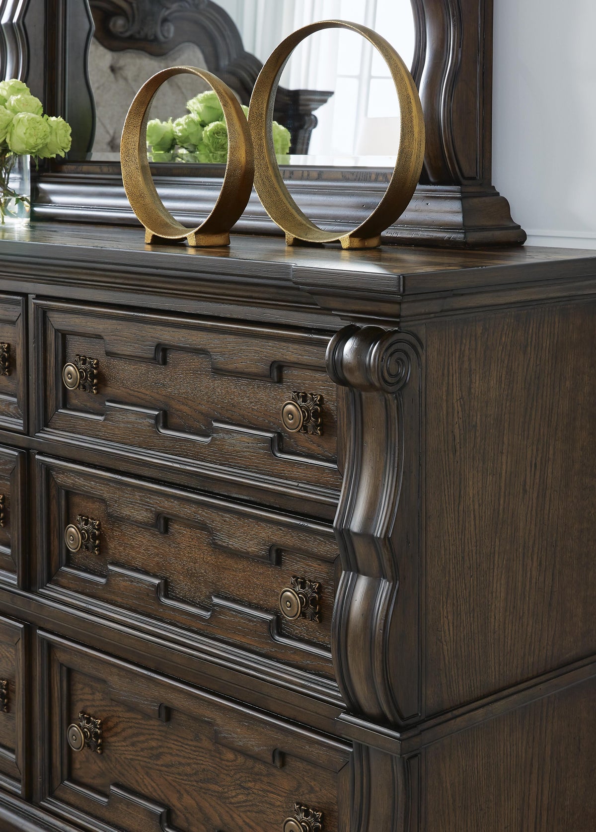 Maylee Upholstered Bed Set - Queen, Dresser
