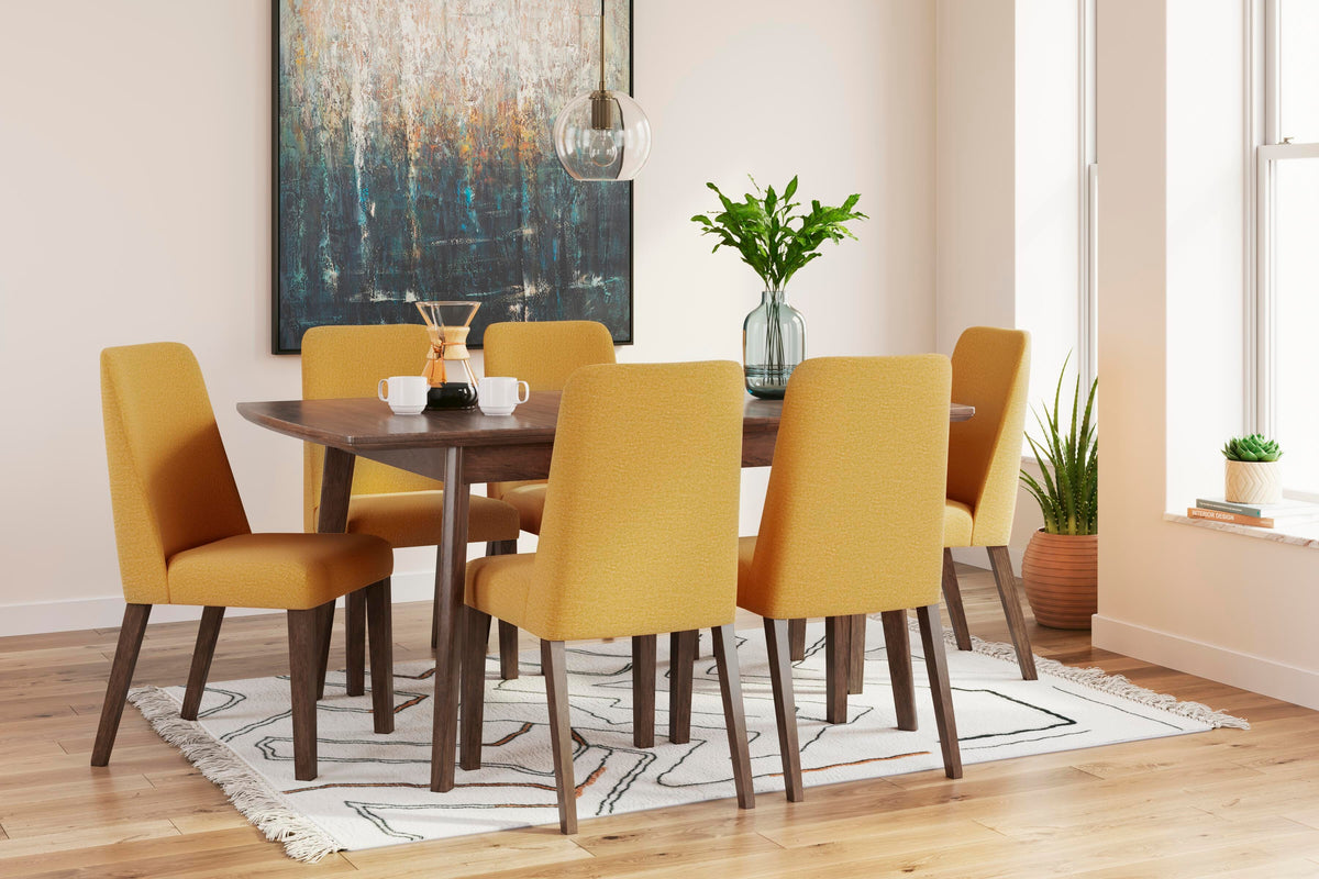Lyncott Extension Dining Table and 6 Chairs
