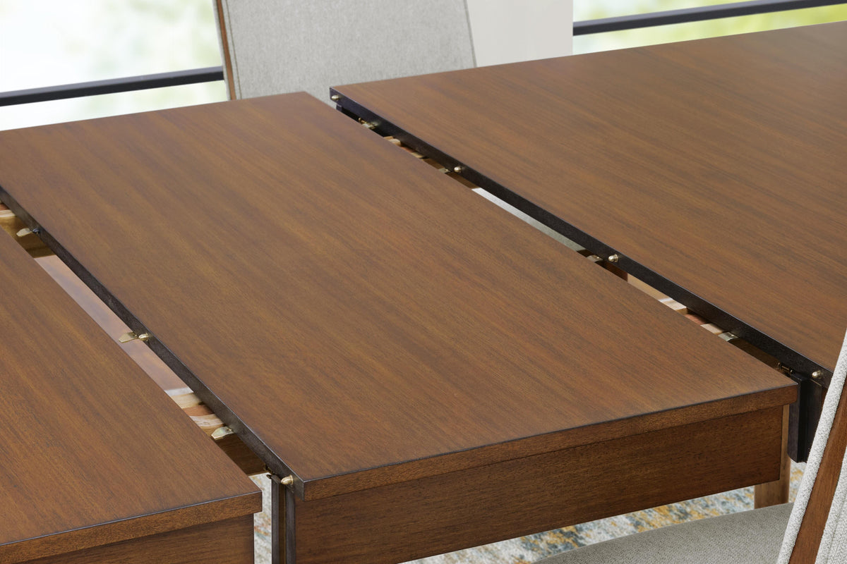 Lyncott Extension Dining Table and 4 Chairs