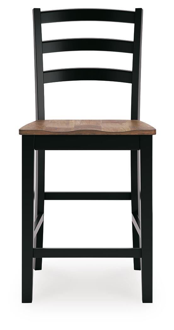 Wildenauer Counter Height Extension Dining Table and 4 Barstools