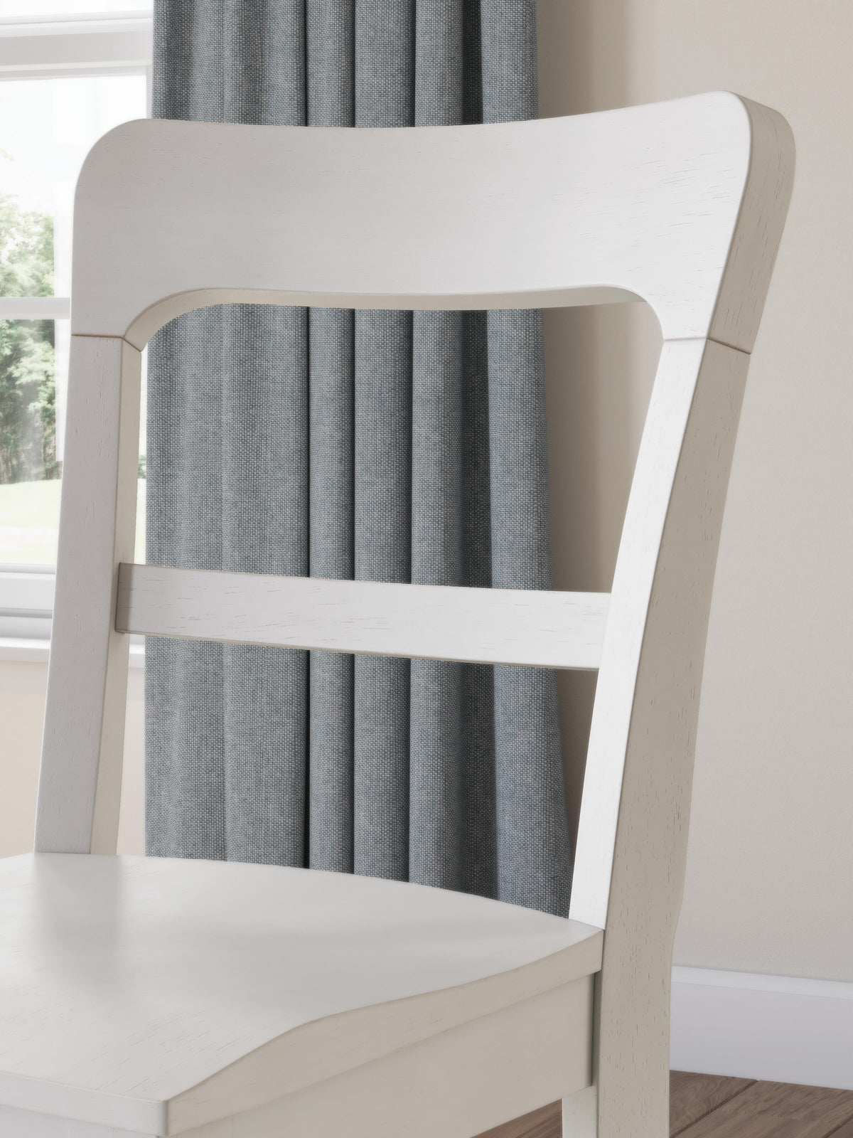 Greddinton Counter Height Dining Table and 4 Barstools