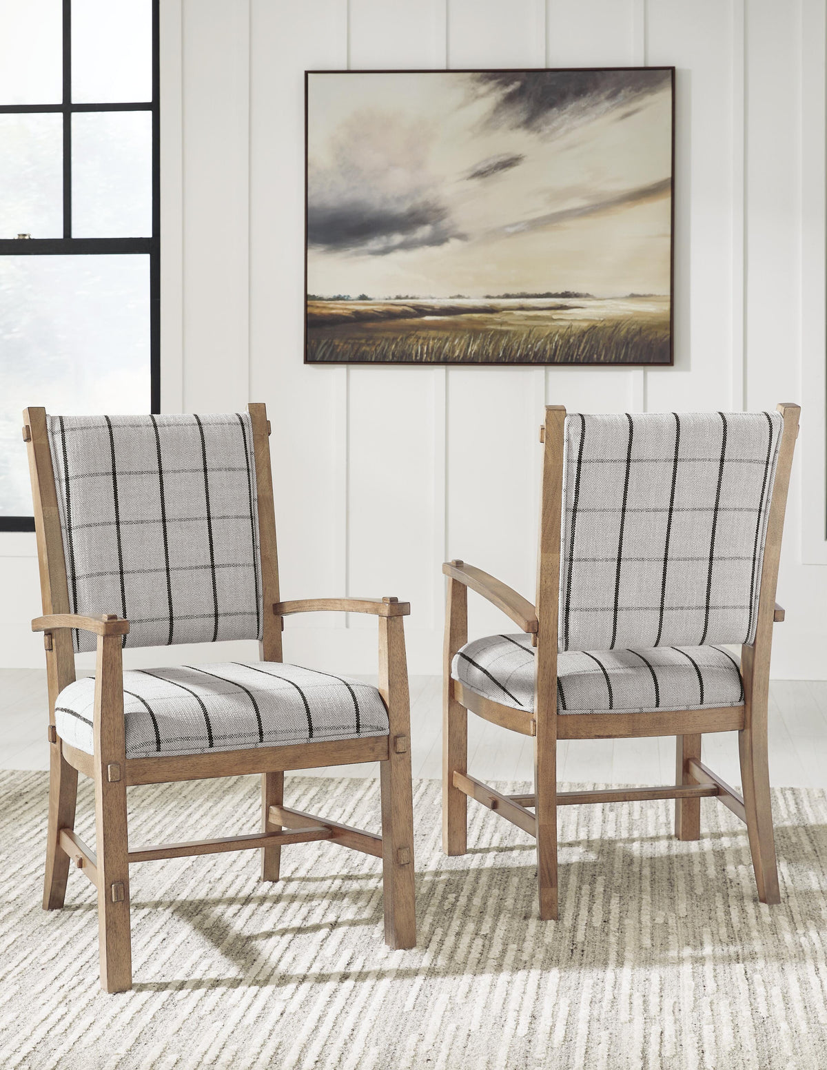 Ridgester Extension Dining Table, 2 Arm Chairs and 4 Side Chairs
