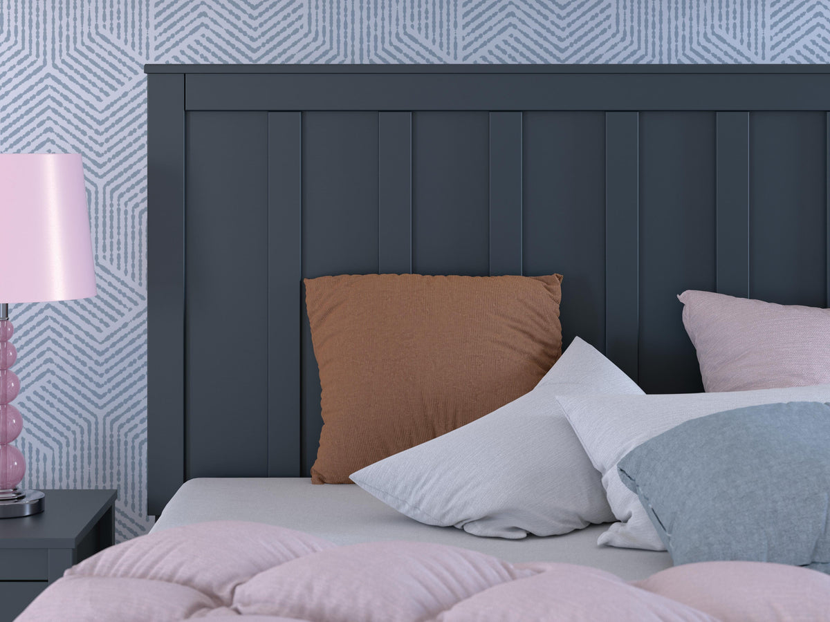 Simmenfort Twin Platform Bed
