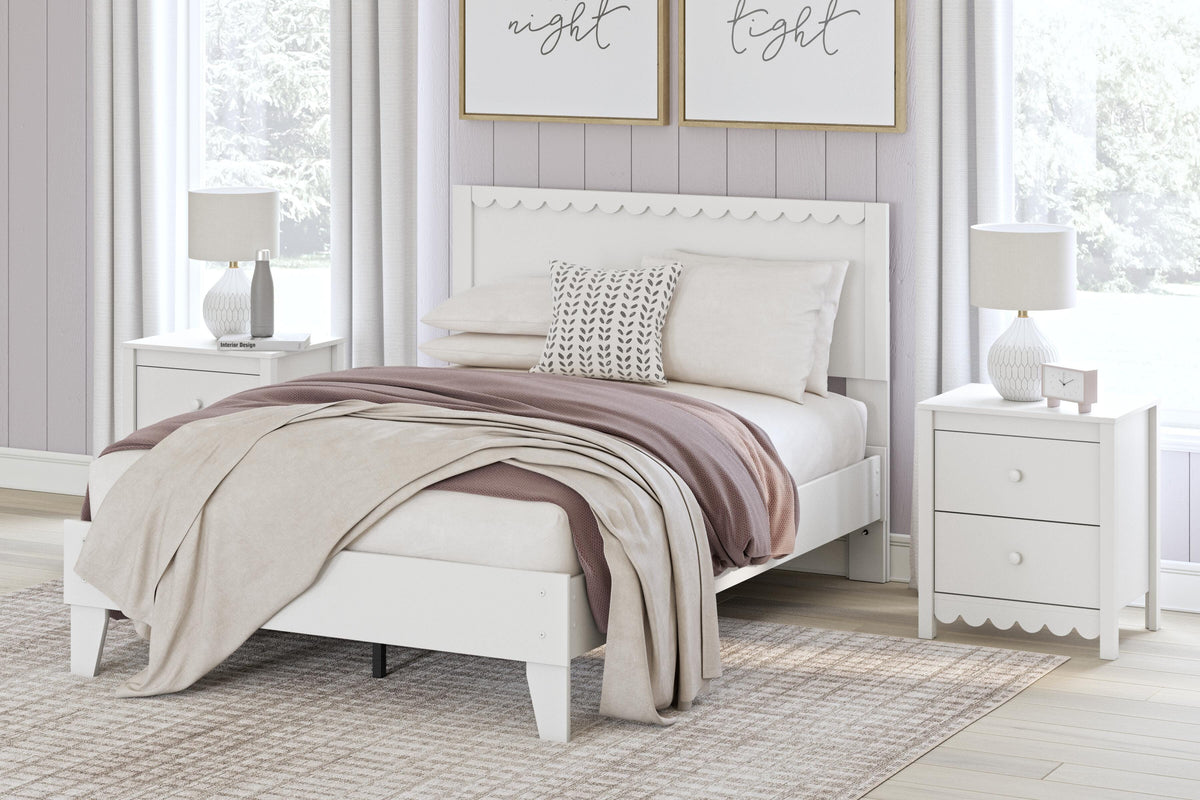 Hallityn Panel Platform Bed Set - Full, 2 Nightstands
