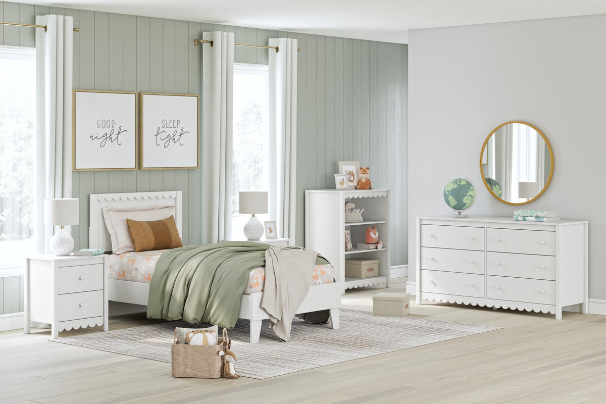 Hallityn Panel Platform Bed - Twin