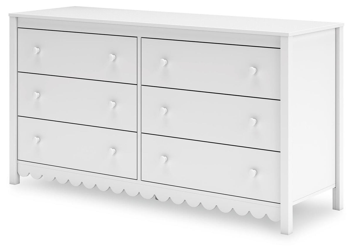 Hallityn Full Platform Bed, Dresser and Nightstand