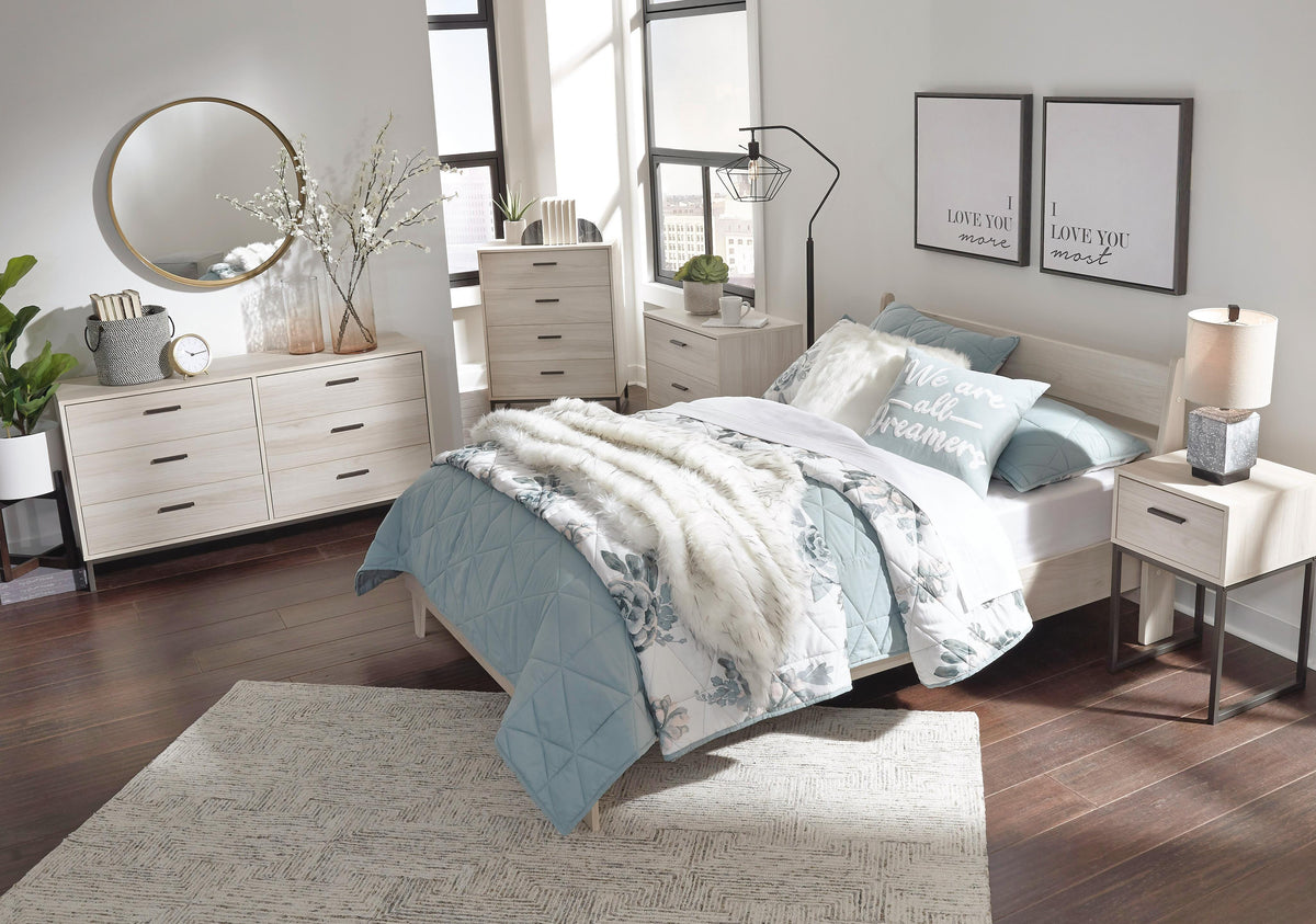 Socalle Queen Panel Platform Bed