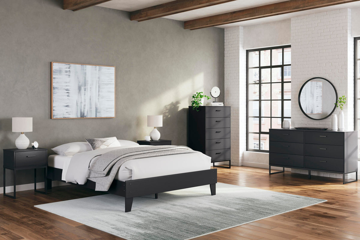 Socalle Platform Bed - Queen
