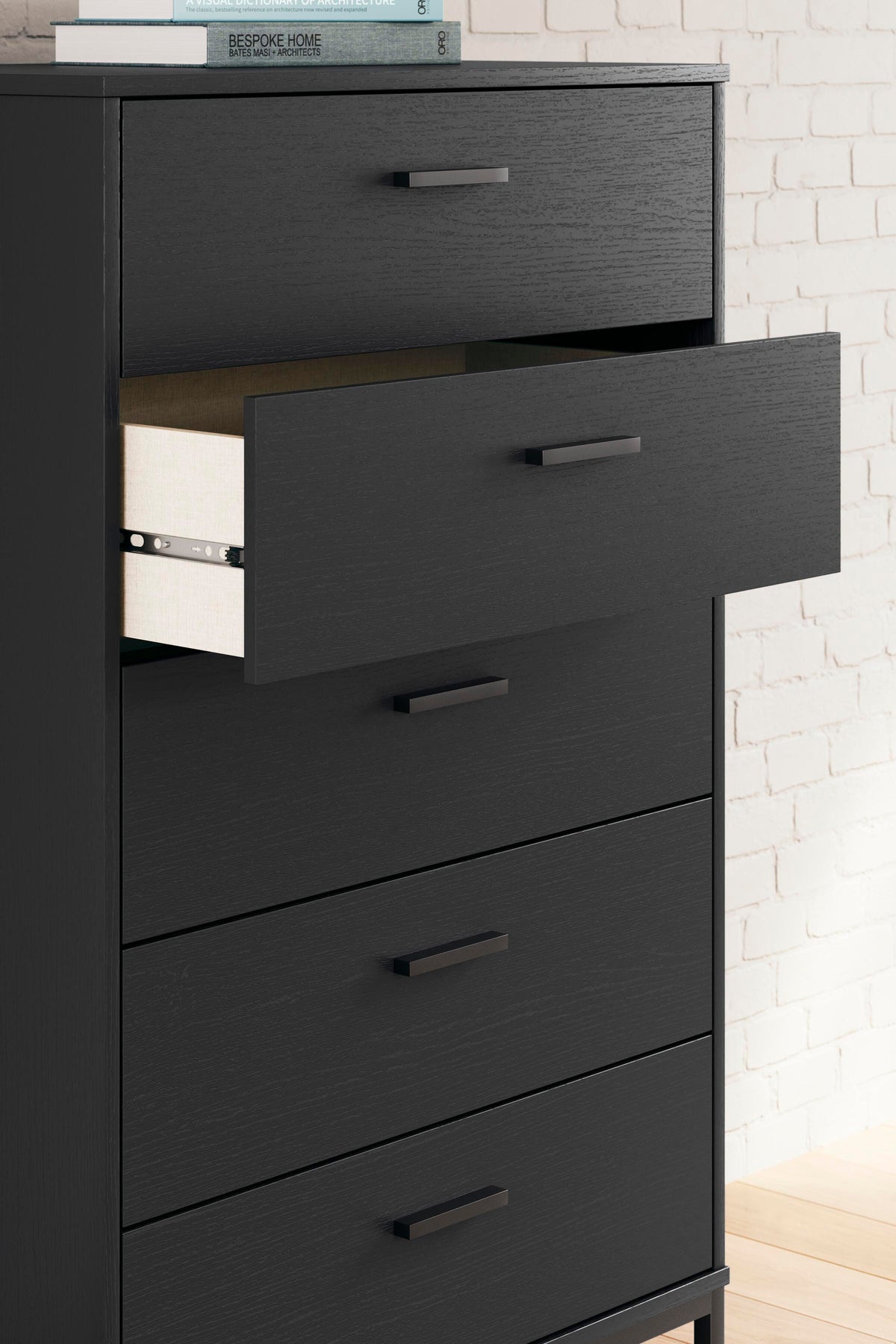 Socalle Full Platform Bed, Dresser and Nightstand