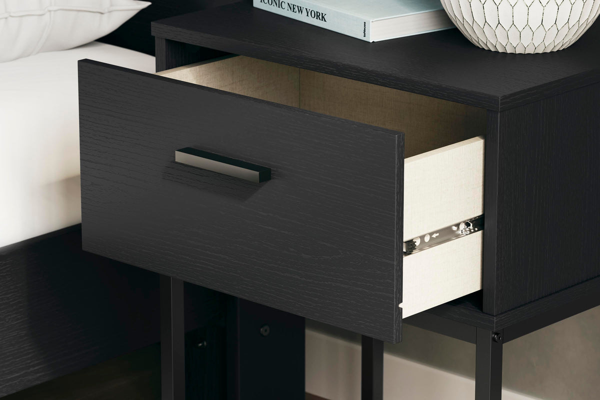 Socalle Full Platform Bed, Dresser and Nightstand