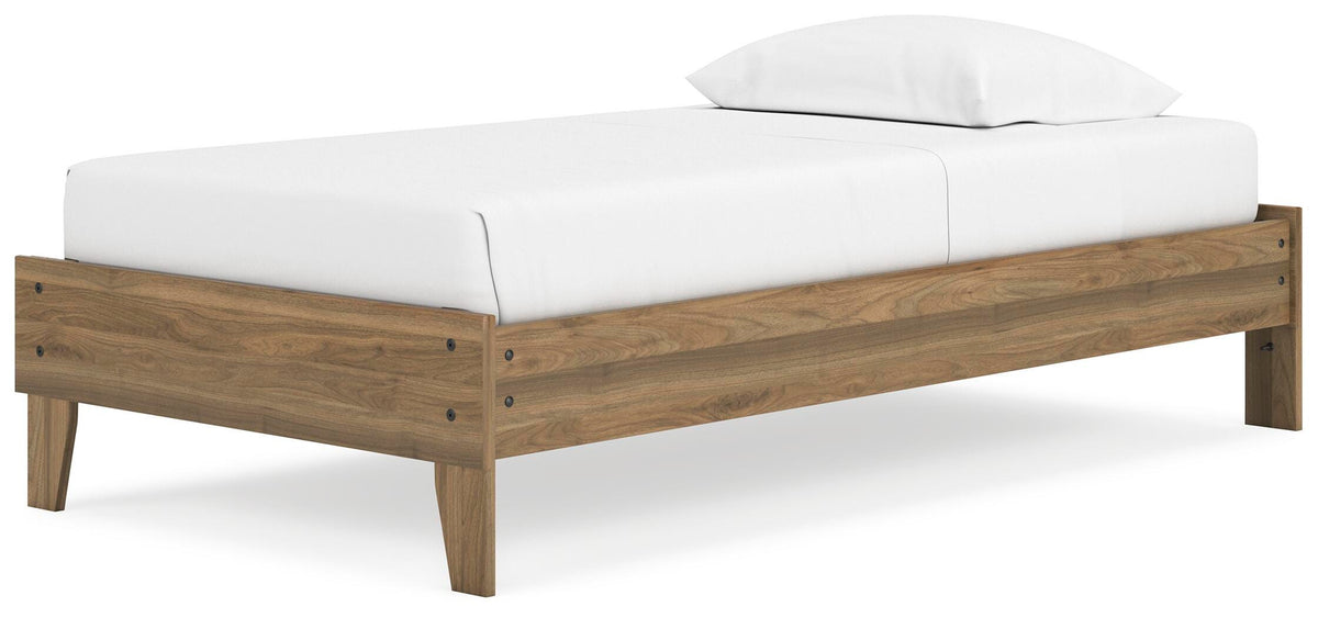 Deanlow Queen Platform Bed