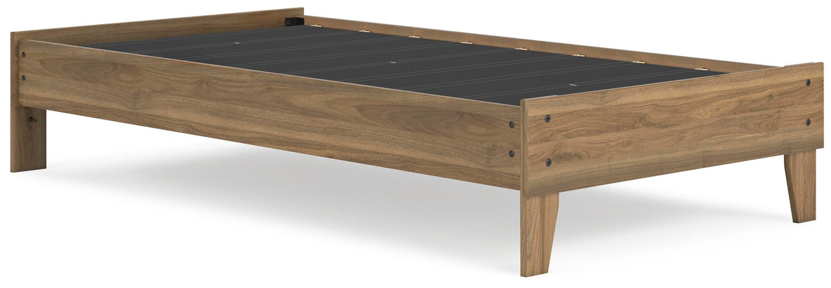 Deanlow Queen Platform Bed