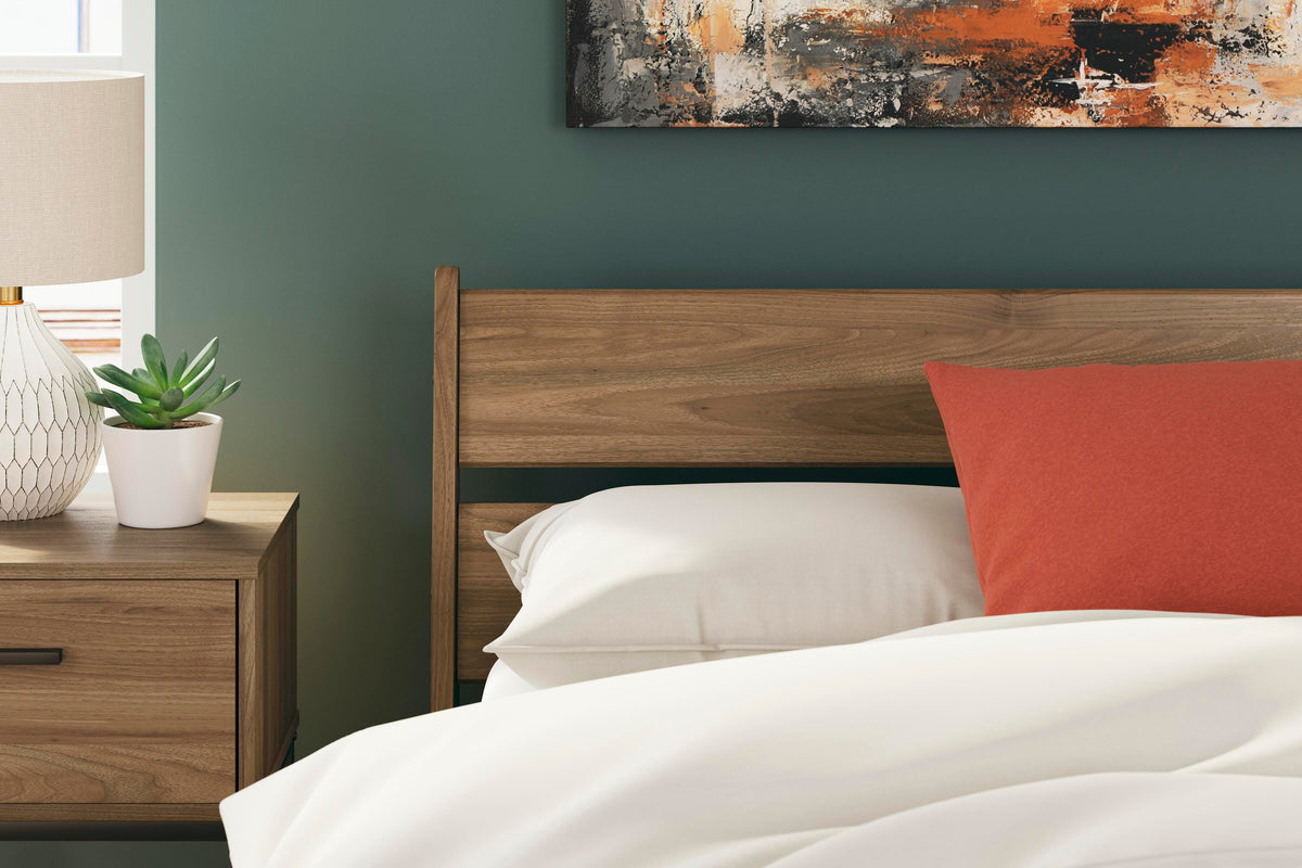 Deanlow Queen Platform Panel Bed
