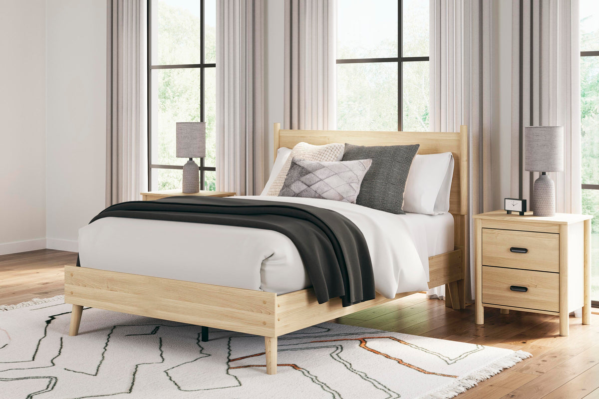 Cabinella Queen Platform Panel Bed