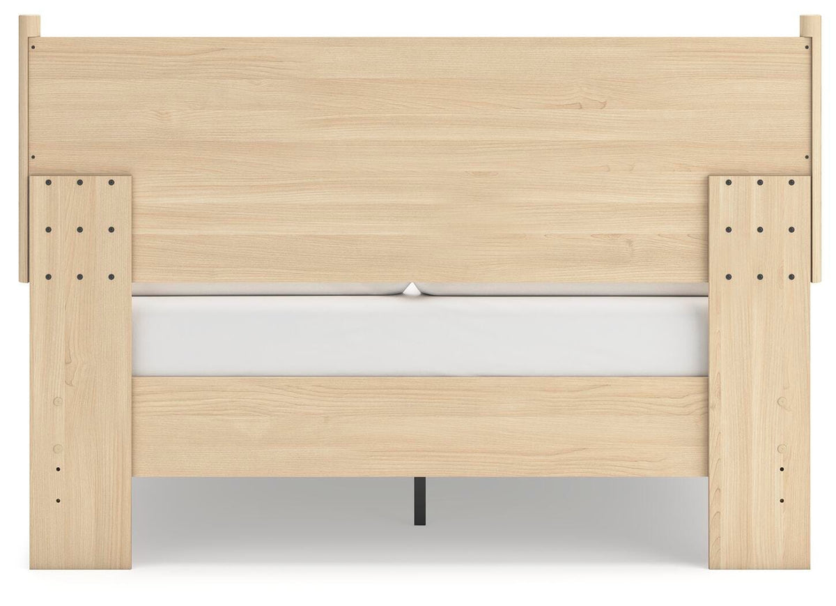 Cabinella Queen Platform Panel Bed