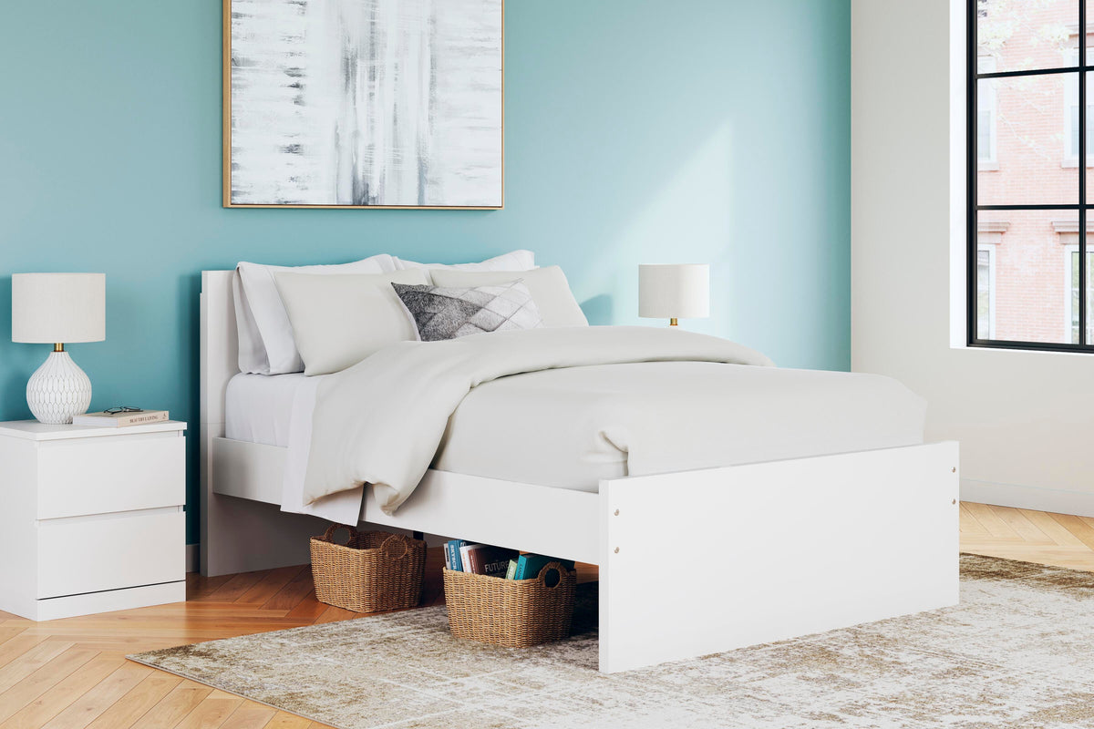 Onita Panel Platform Bed - Full