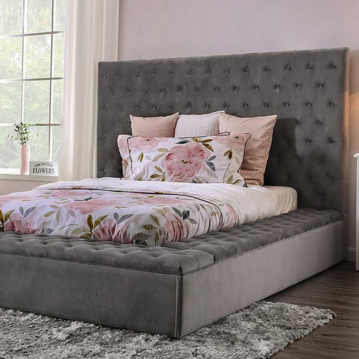 GOLATI E.King Bed, Gray image