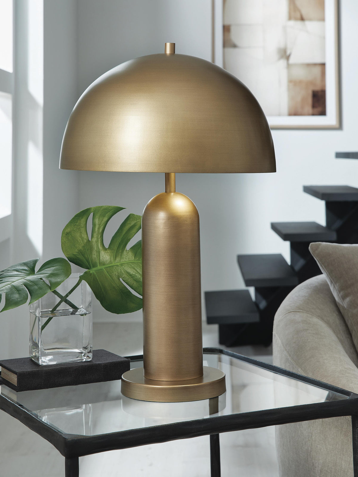 Wendfield Metal Table Lamp (1/CN)