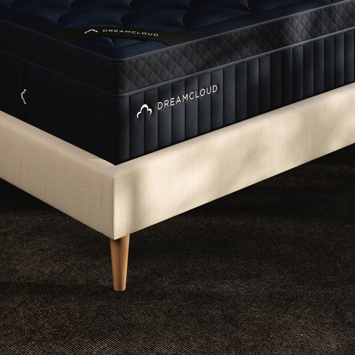 Dreamcloud Ultra Memory Foam Queen Mattress