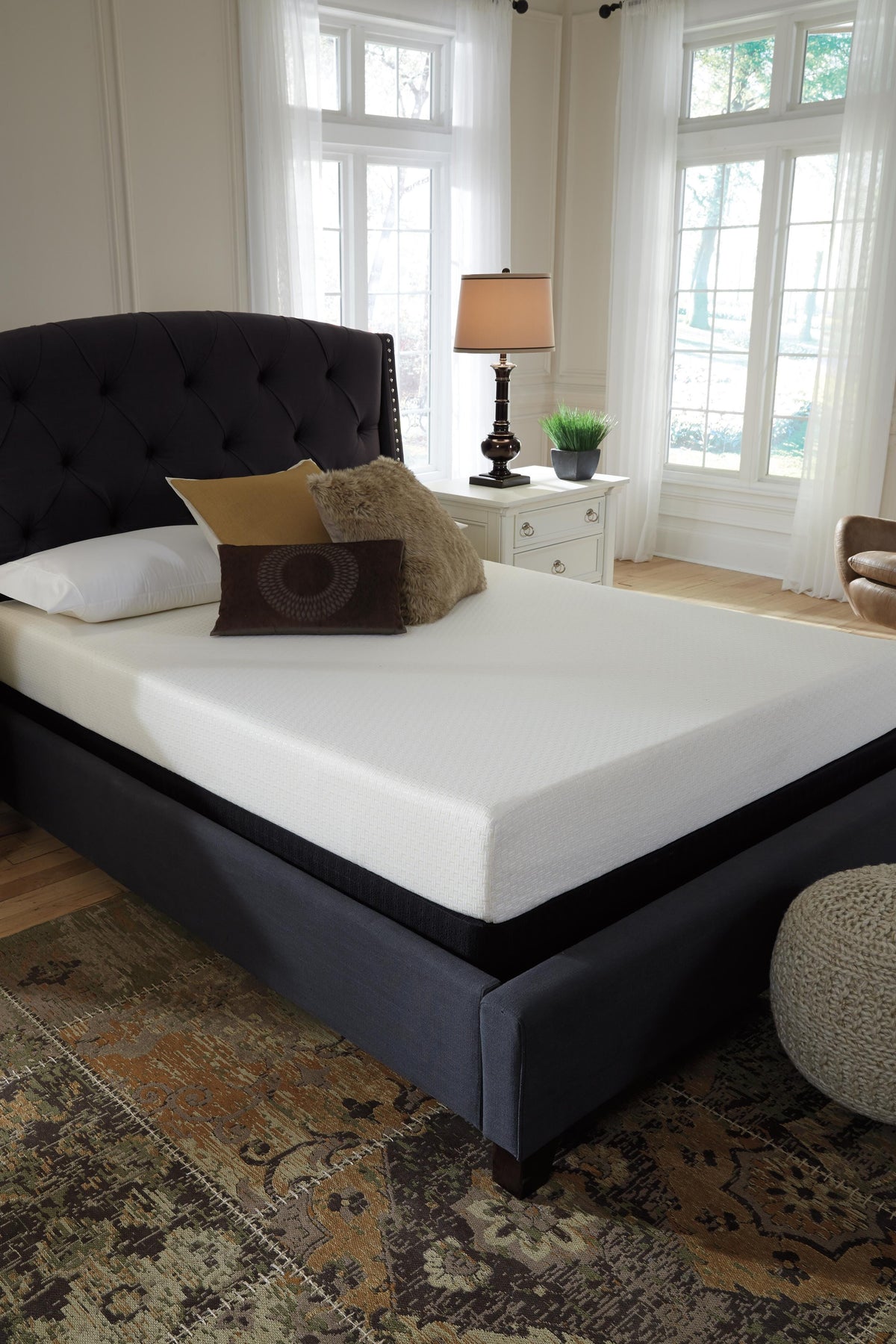 Chime 8 Inch Memory Foam Queen Mattress