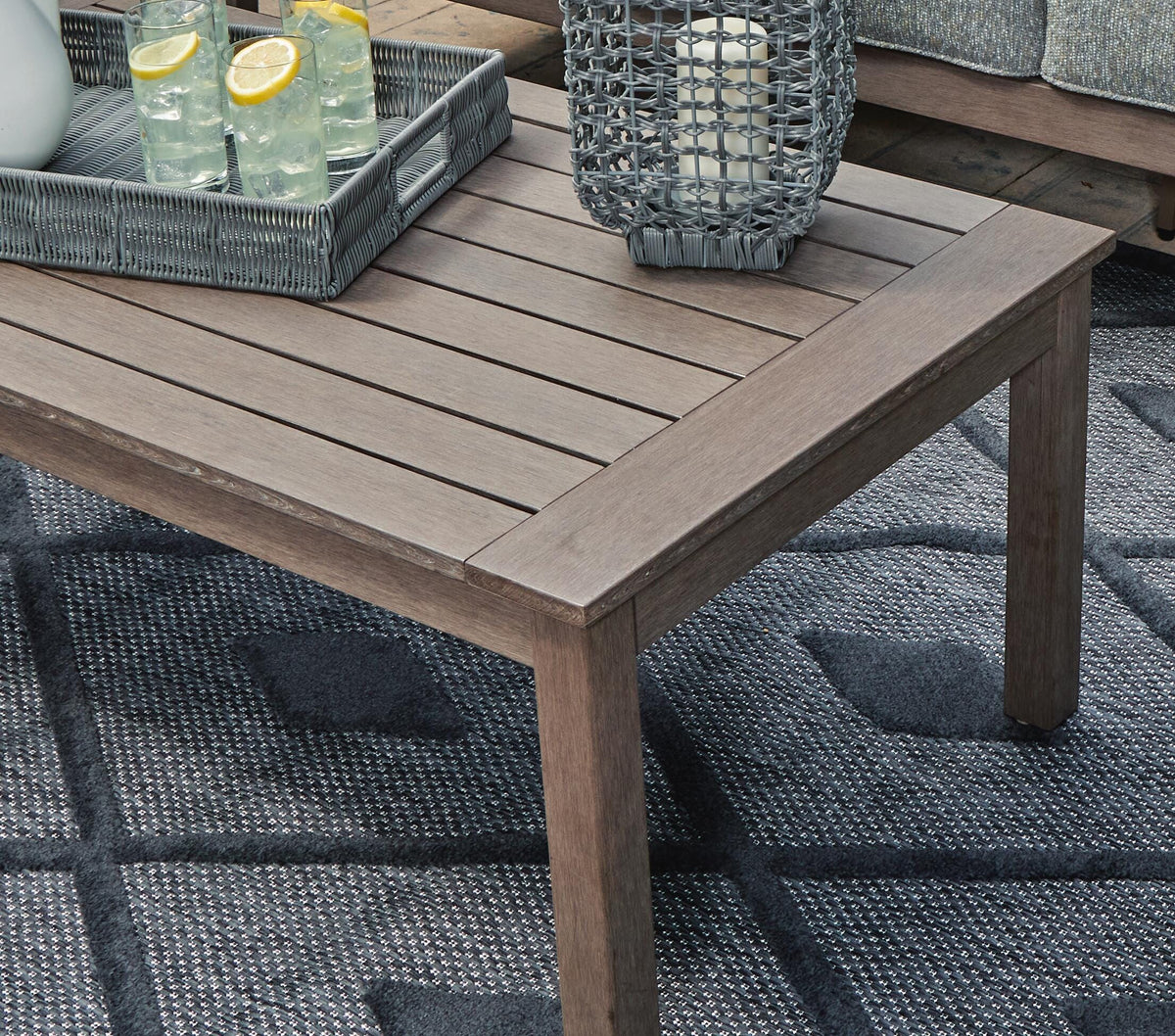 Hillside Barn Outdoor Sofa and Loveseat with Coffee Table