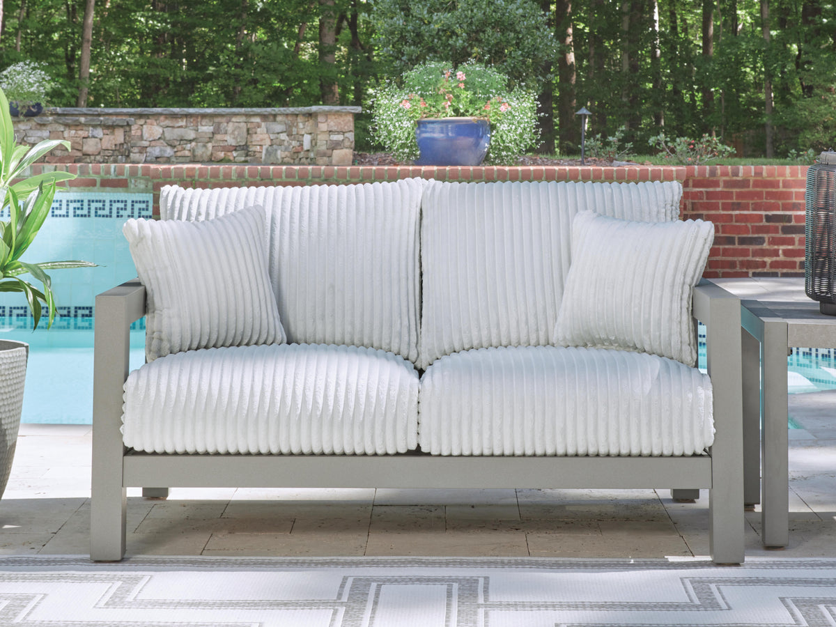 Hurley Park Loveseat w/Cushion Nuvella®
