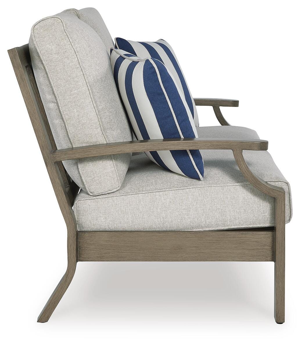 Rainier Ranch Loveseat w/Cushion Nuvella®