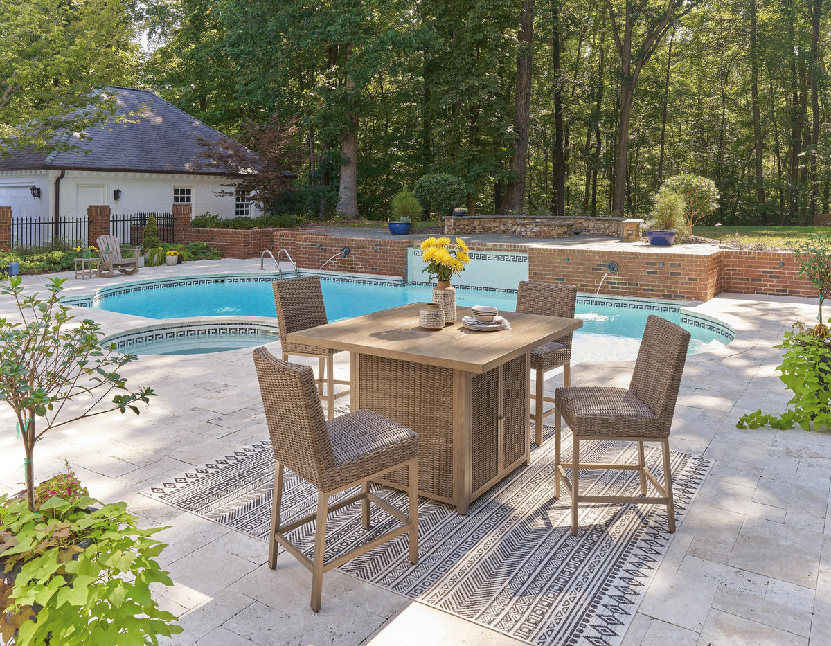 Walton Bridge Outdoor Bar Table and 4 Barstools