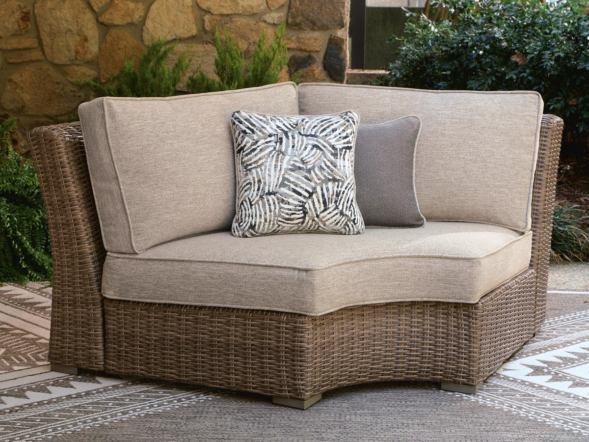 Laguna Heights Curved Corner Chair w/Cushion