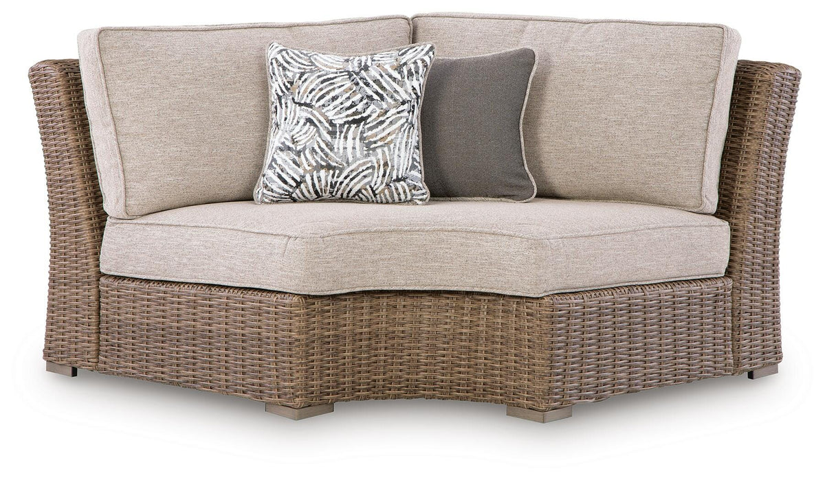 Laguna Heights Curved Corner Chair w/Cushion
