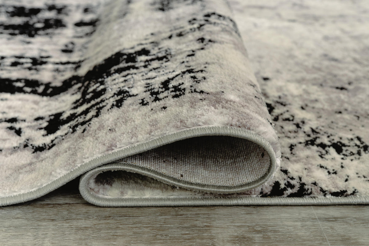 Zekeman Medium Rug