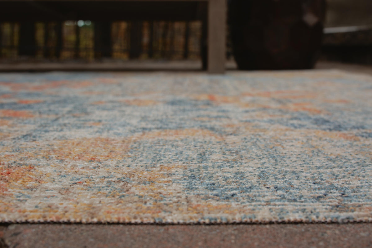 Wraylen Medium Rug