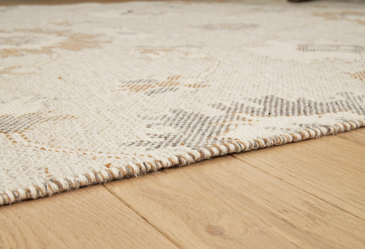Calkin Medium Rug - 5' x 7'
