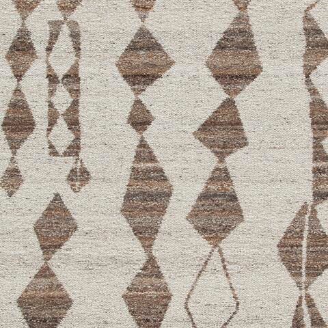 Brettler Medium Rug - 5' x 7'