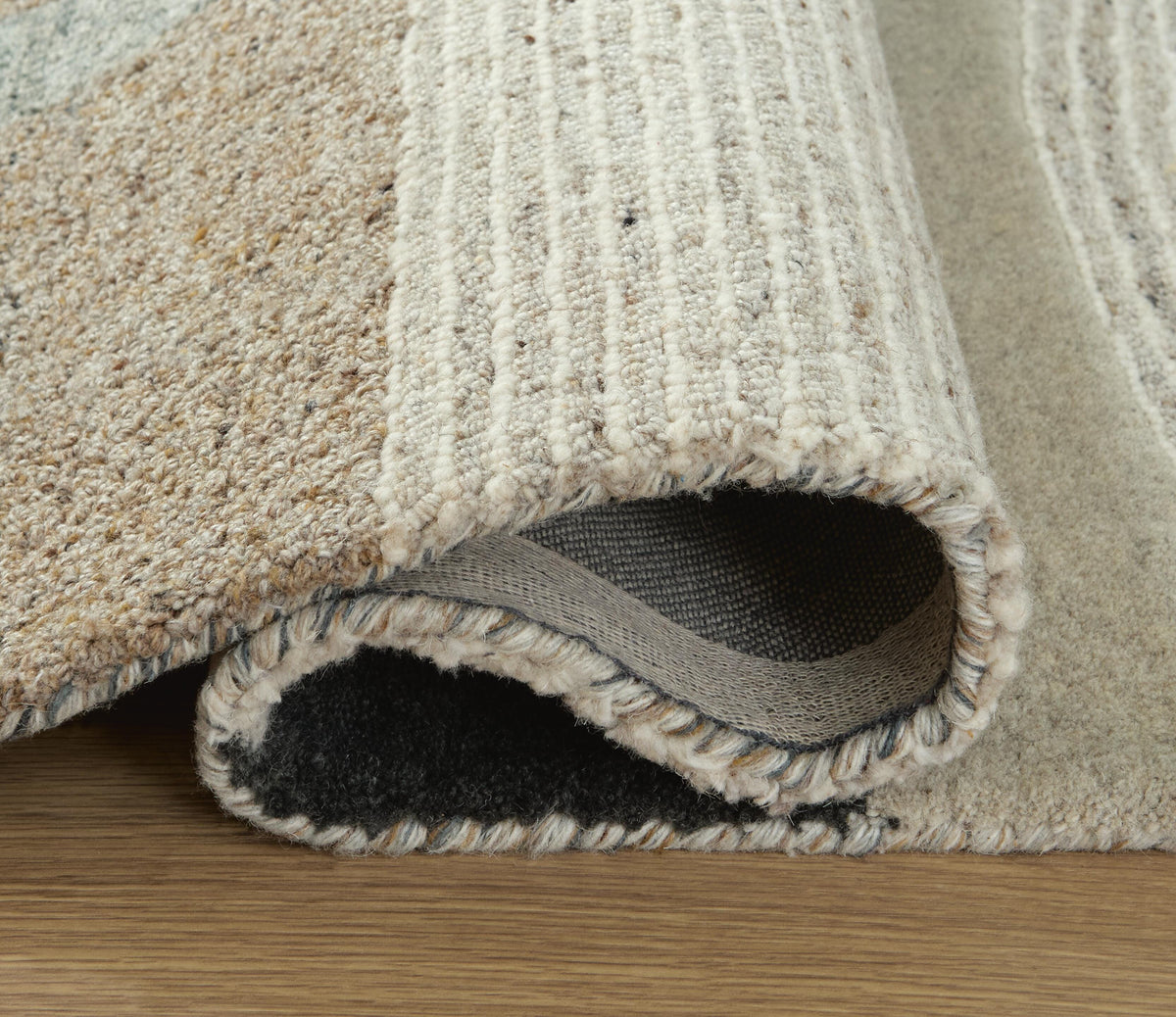 Edrickhill Medium Rug - 8' x 10'