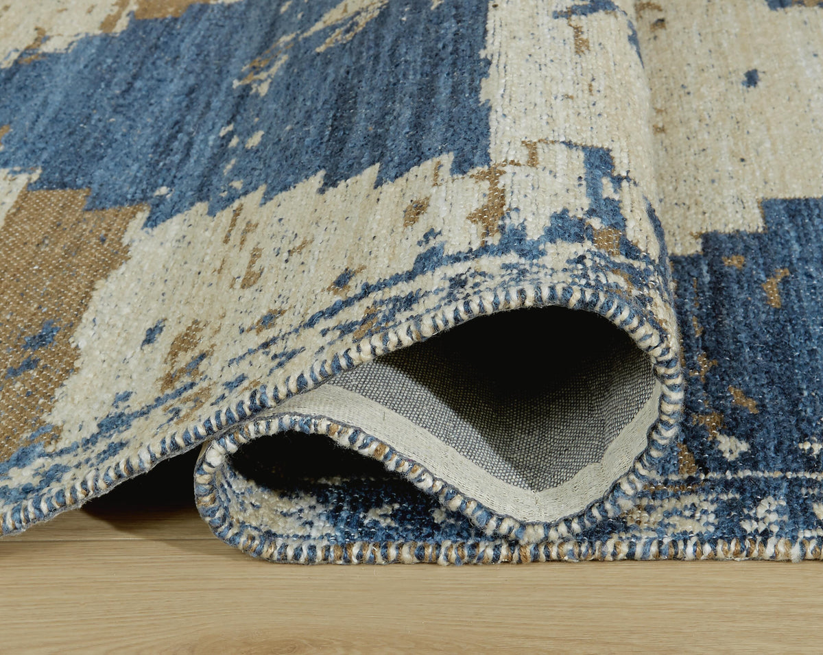 Varnler Medium Rug - 10' x 14'