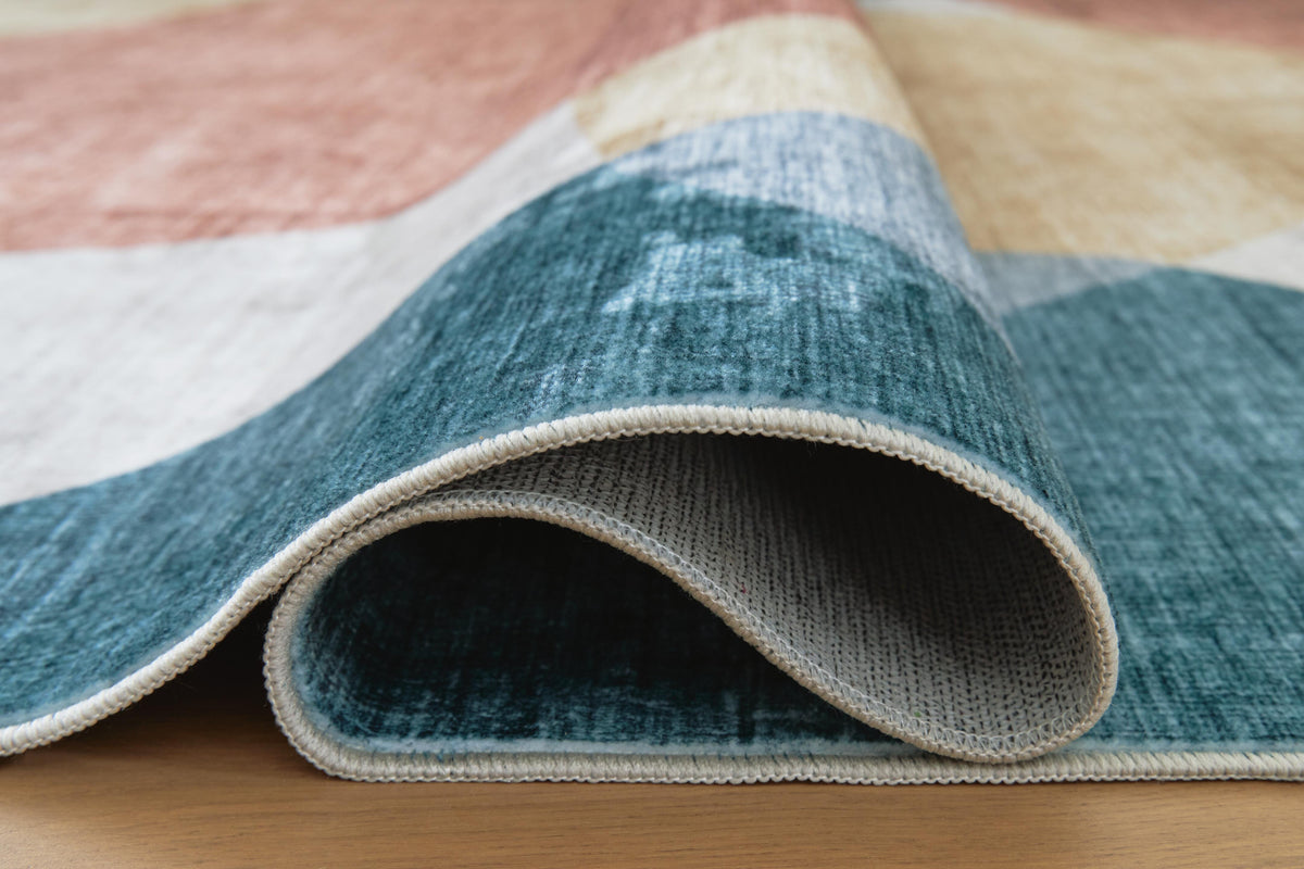 Chanleigh Washable Medium Rug