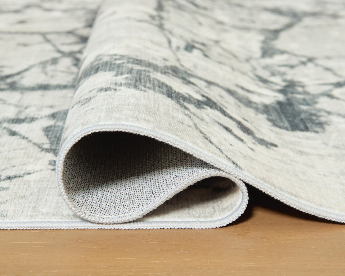Tobinbury Washable Medium Rug