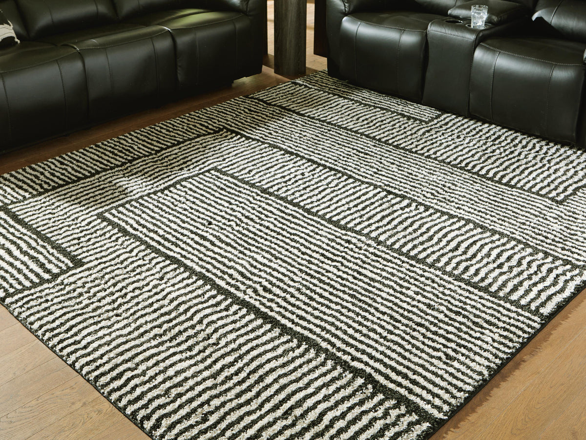 Kurtmen Medium Rug - 8' x 10'