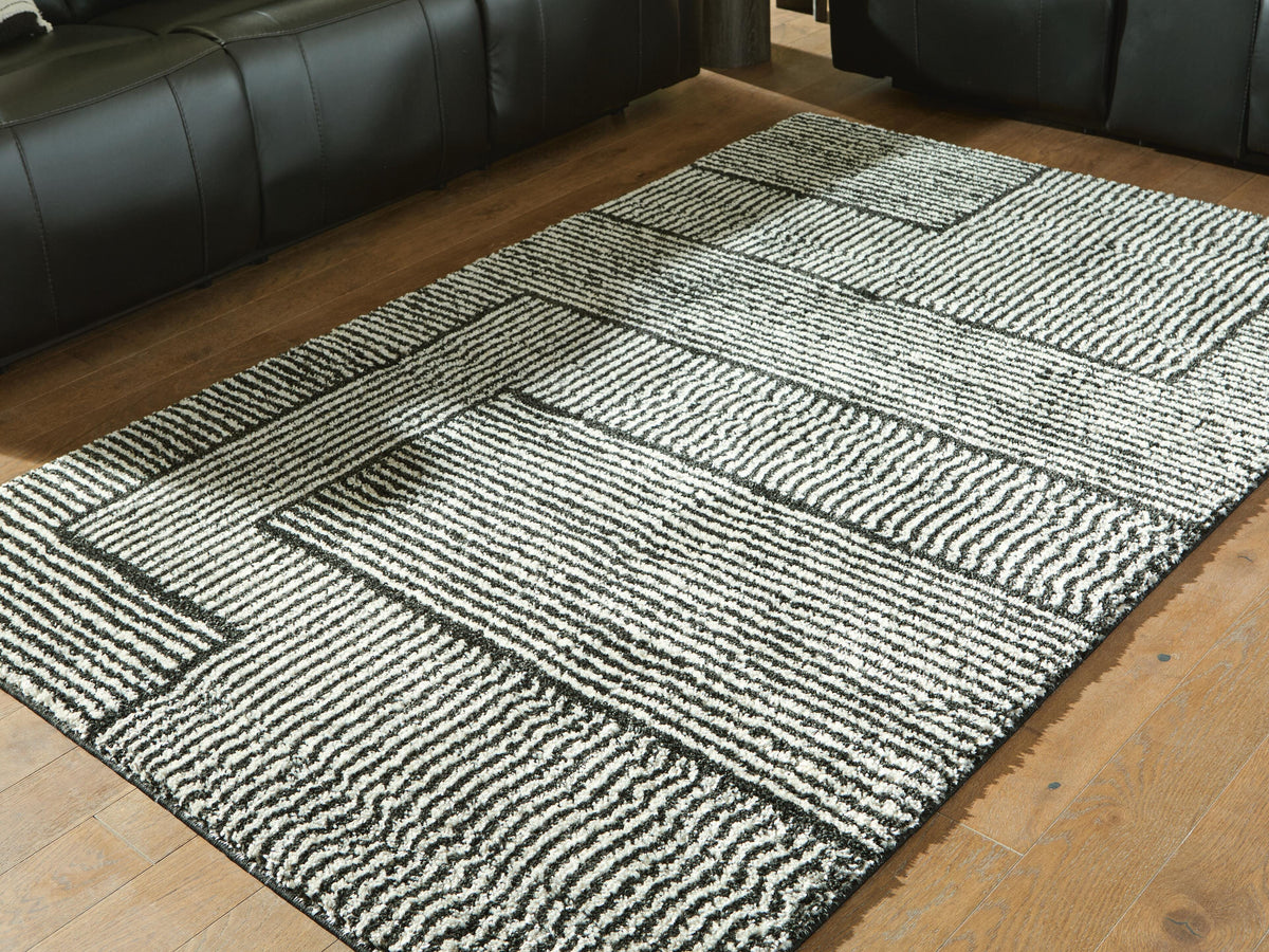 Kurtmen Medium Rug - 5' x 7'