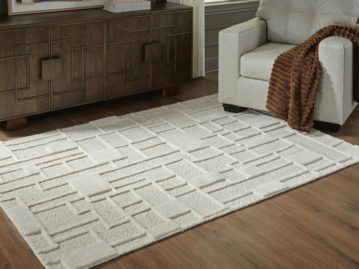 Empriss Medium Rug - 5' x 7'