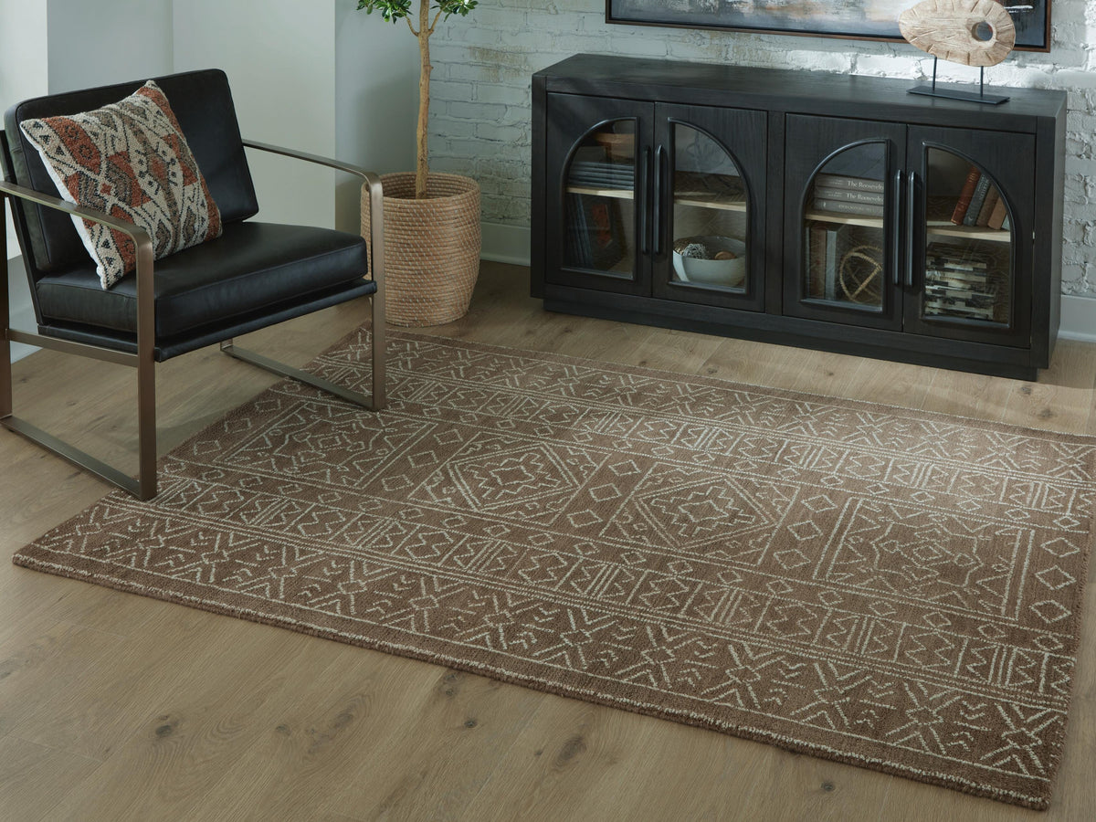 Merrittman Medium Rug - 5' x 7'