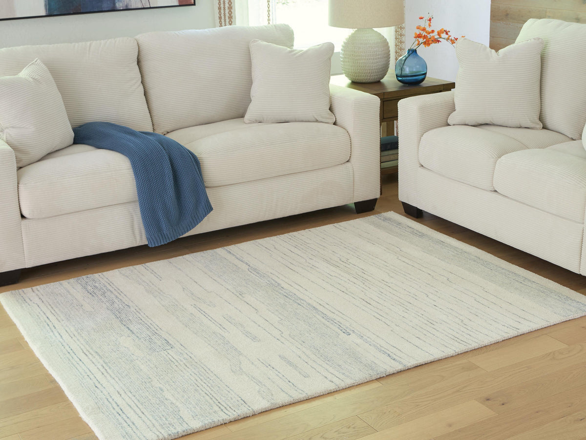 Genemost Medium Rug - 5' x 7'
