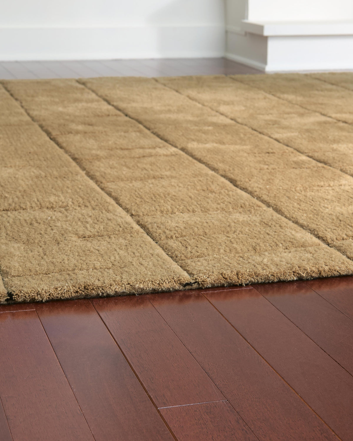 Luzmont Extra Large Rug
