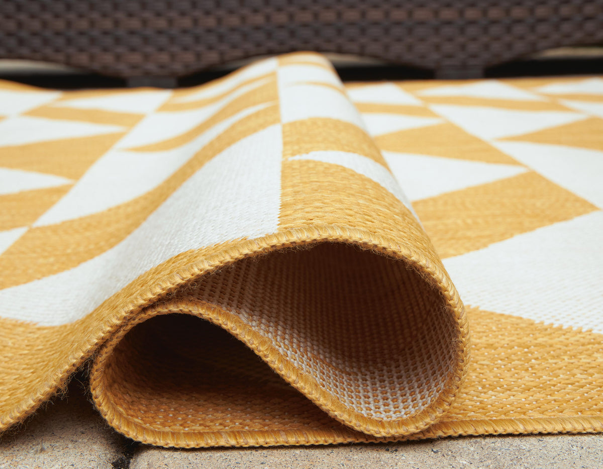 Thomley Medium Rug