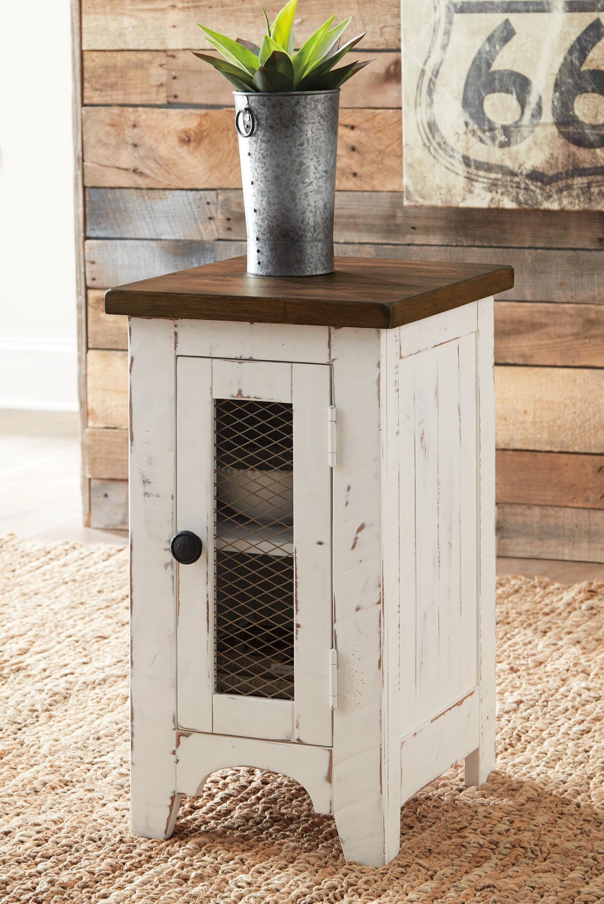 Wystfield Coffee Table and 2 End Tables