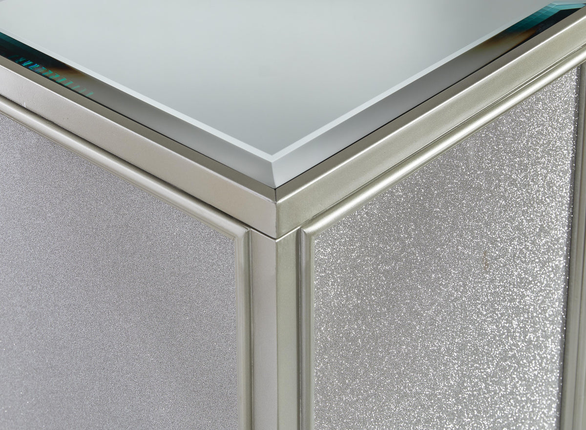 Traleena Nesting End Tables (2/CN)