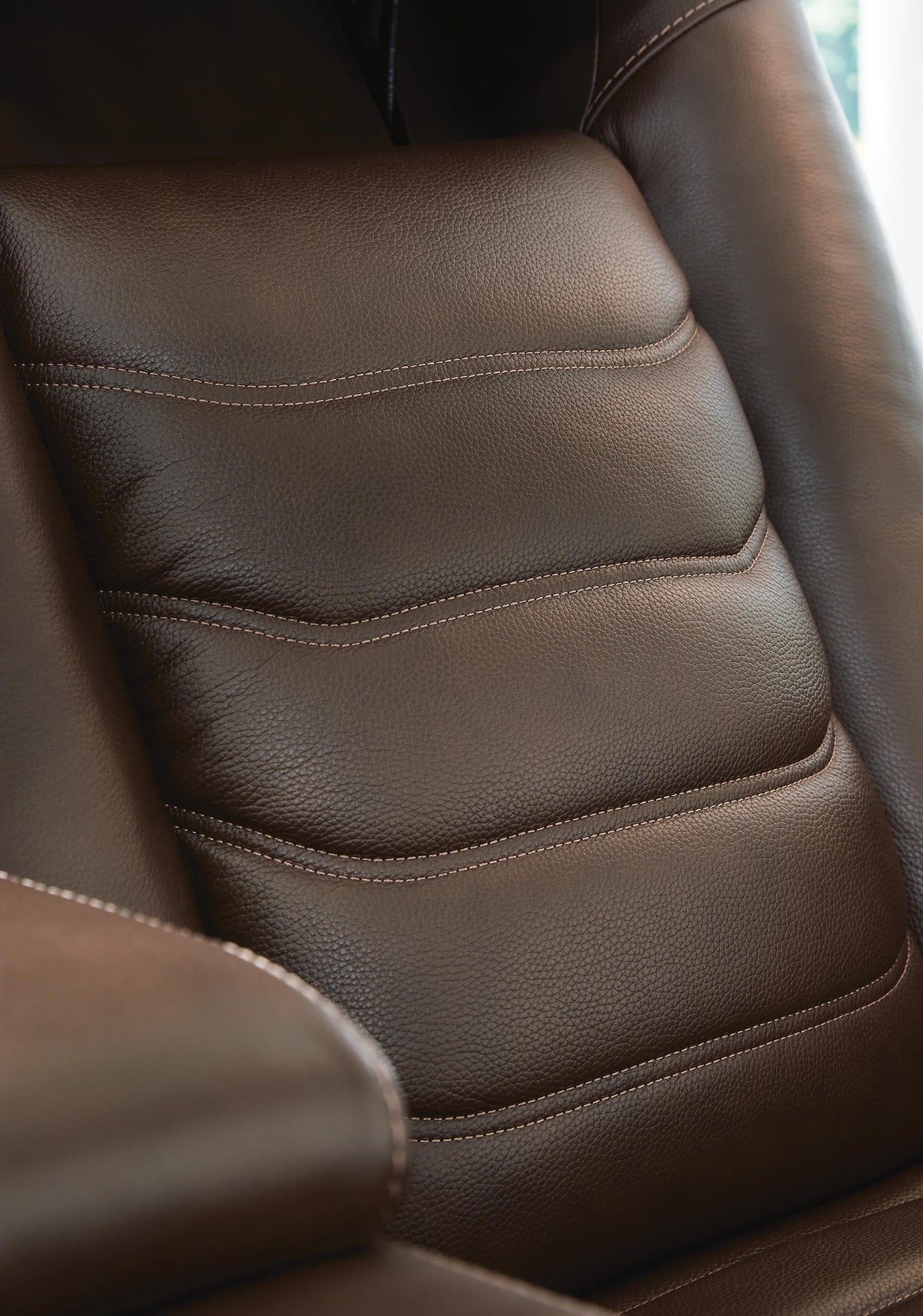 High Impact PWR Recliner/ADJ Headrest Leather